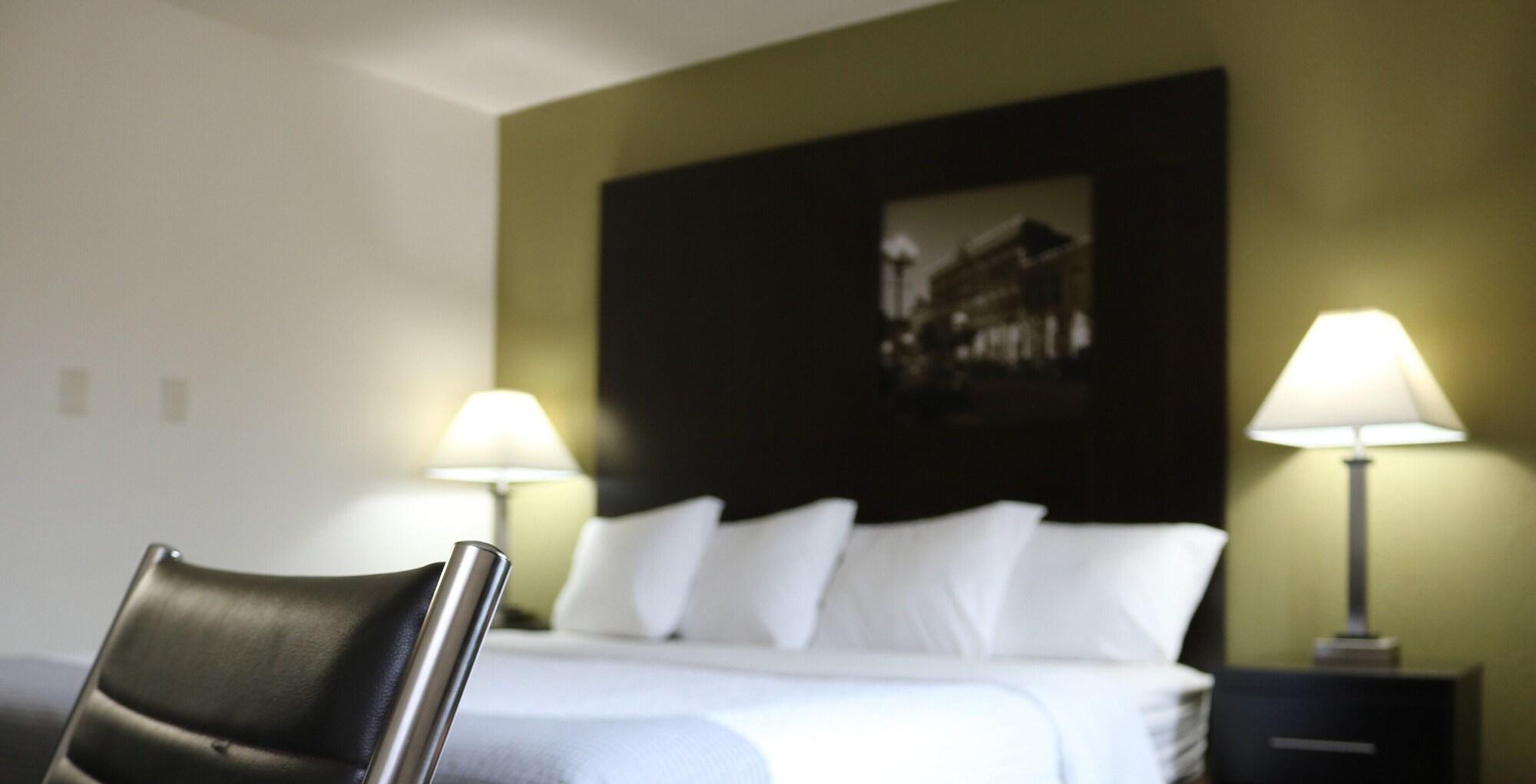Super 8 By Wyndham La Crosse Hotel Exterior photo